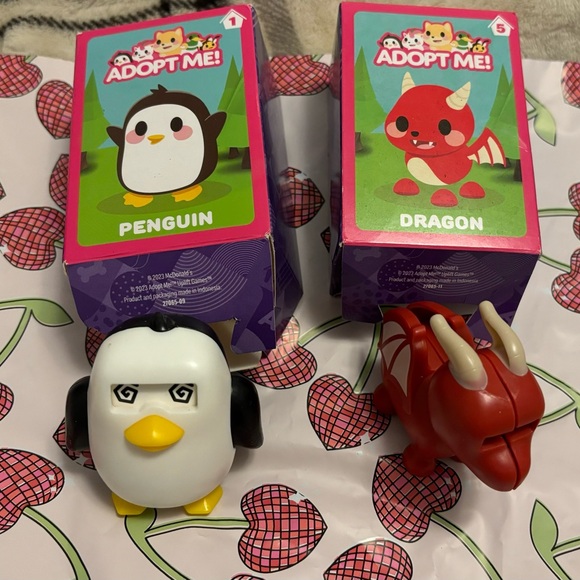 Adopt Me McDonalds Collectible Toys Penguin + Dragon - Picture 3 of 5